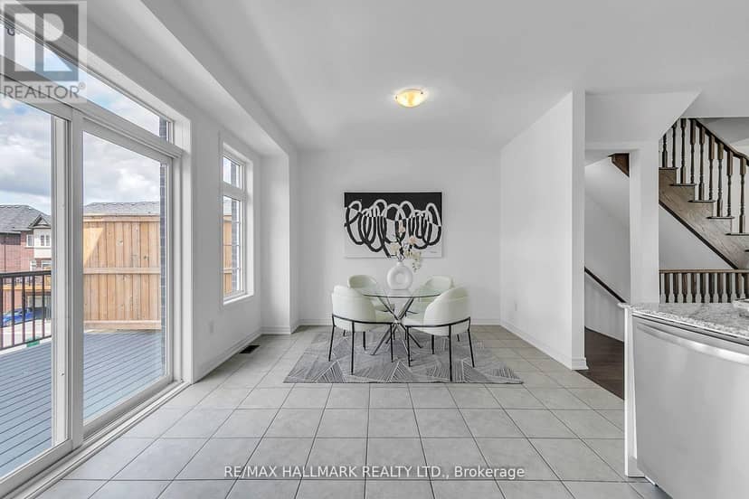 284 King Road — photo 12 of 31