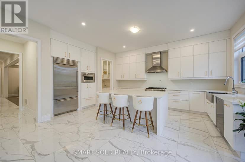 2 Menotti Drive — photo 17 of 40