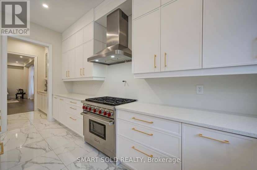 2 Menotti Drive — photo 18 of 40