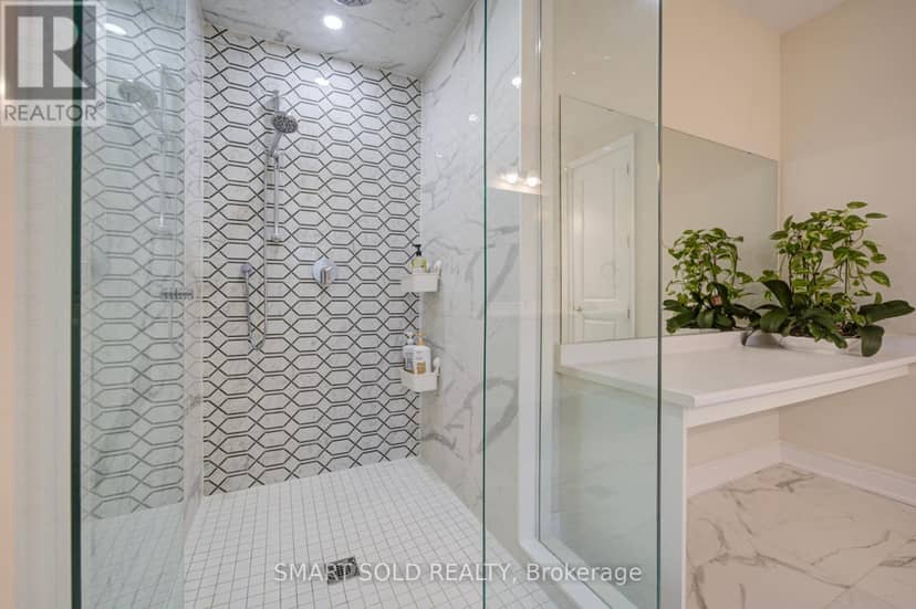 2 Menotti Drive — photo 35 of 40
