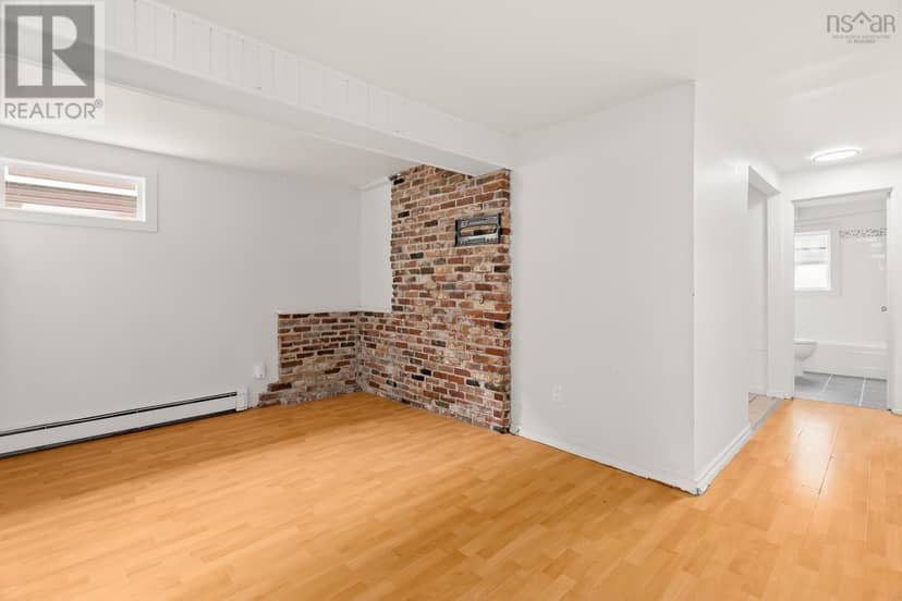 12 Frederick Avenue — photo 9 of 26