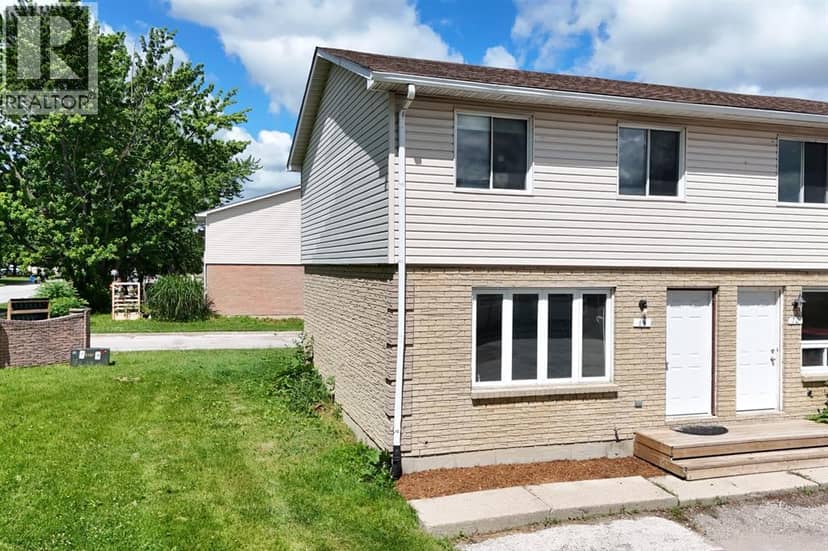 348 Cameron STREET Unit# 69, St. Clair