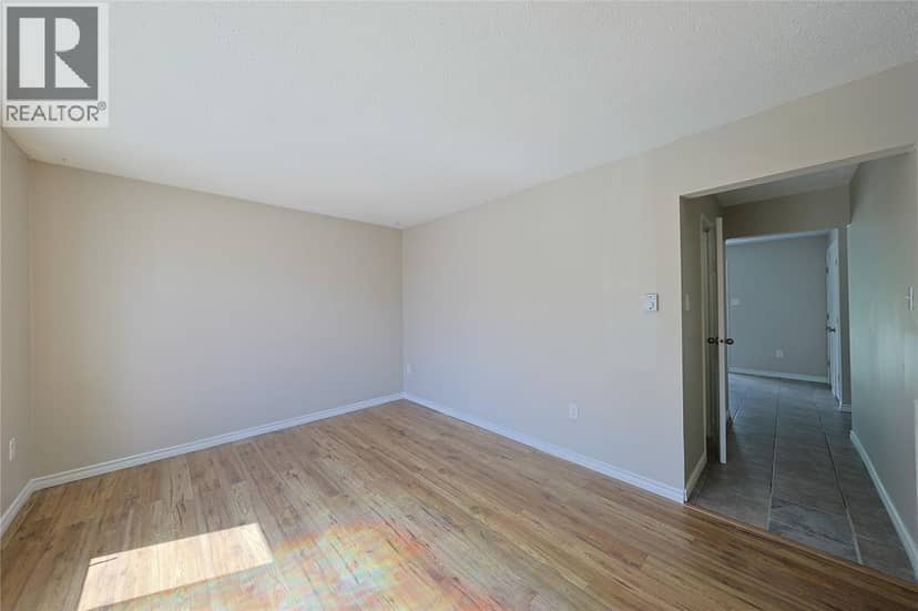 348 Cameron STREET Unit# 69, St. Clair, photo 5