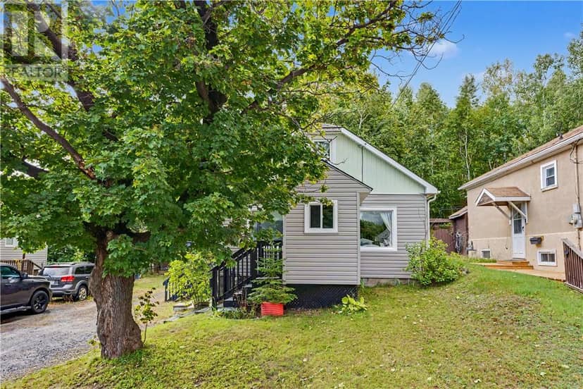 87 Simcoe Street — photo 36 of 39