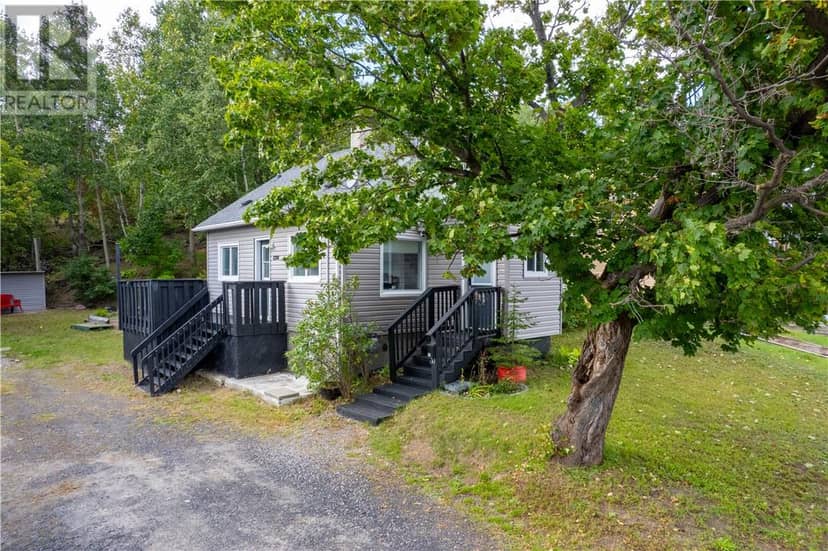 87 Simcoe Street — photo 37 of 39
