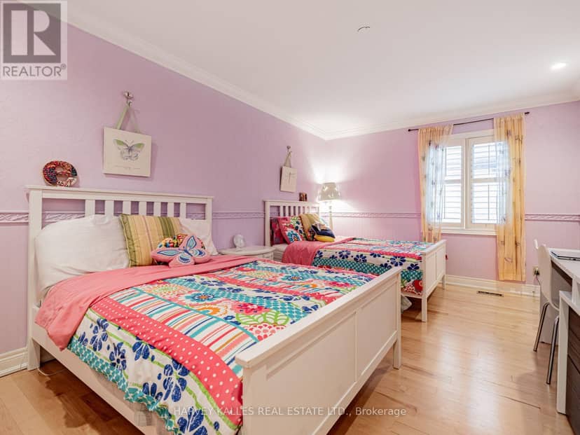 55 Viewmount Avenue — photo 31 of 40