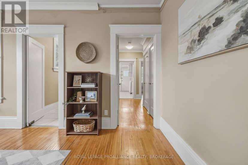 5 - 244 Barrie Street — photo 16 of 39