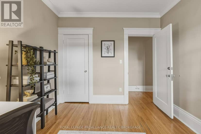 5 - 244 Barrie Street — photo 21 of 39
