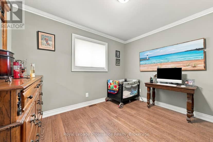 99 Westwind Crescent — photo 24 of 40
