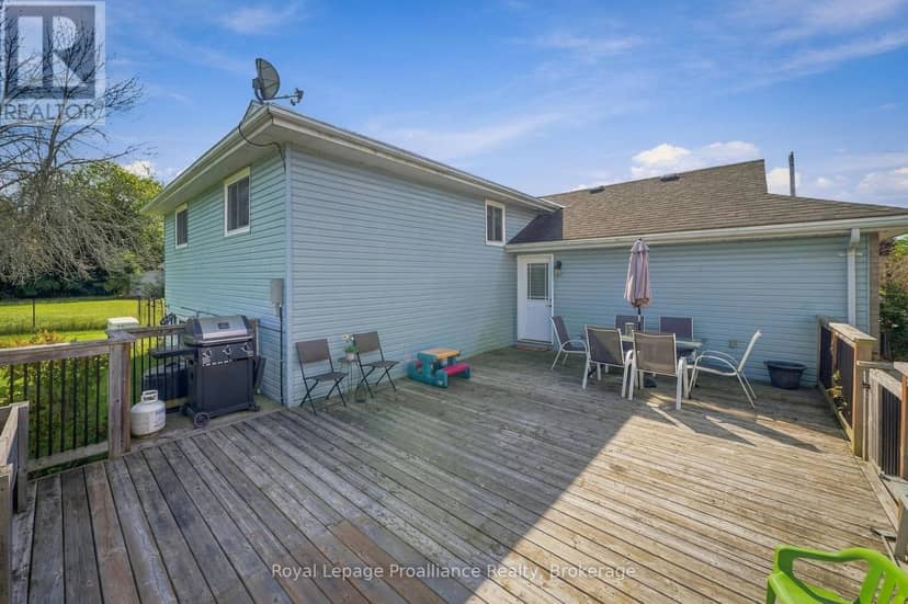 99 Westwind Crescent — photo 36 of 40