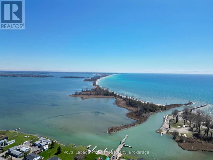 99 Westwind Crescent, Prince Edward County, photo 4