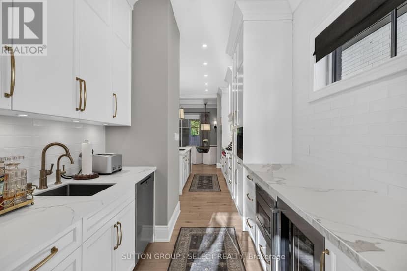 1764 Upper West Avenue — photo 6 of 40