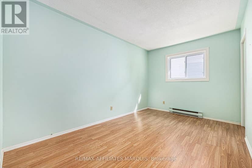 71 Stephen Street — photo 21 of 38