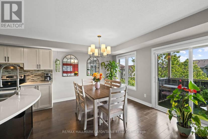 7 - 585 Stonefield Private — photo 9 of 30