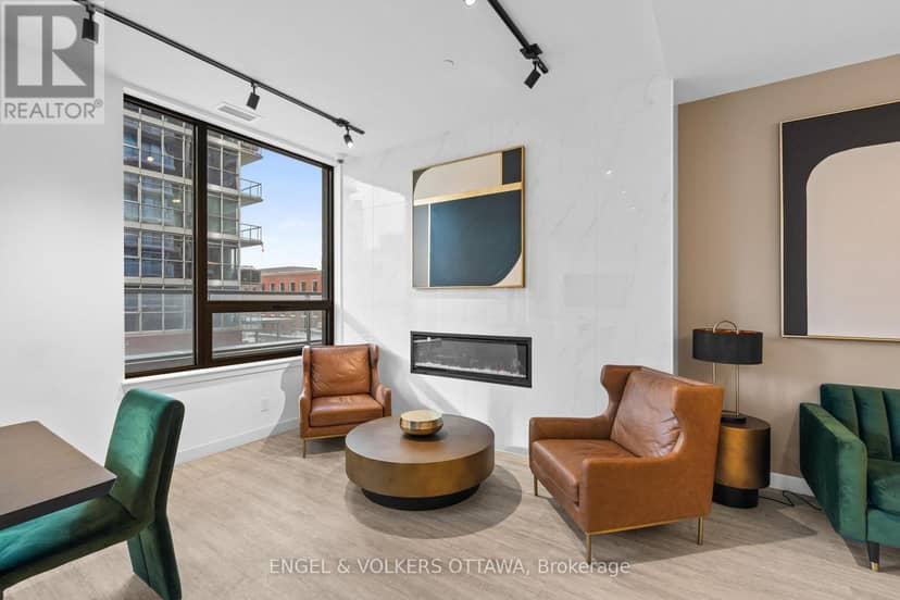 1802 - 180 George Street — photo 28 of 35