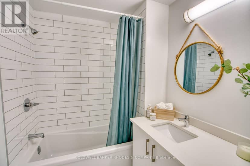 5 - 515 Gladstone Avenue — photo 17 of 23