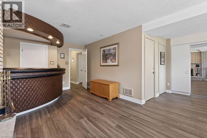 409 MOHAWK Road W — photo 29 of 40