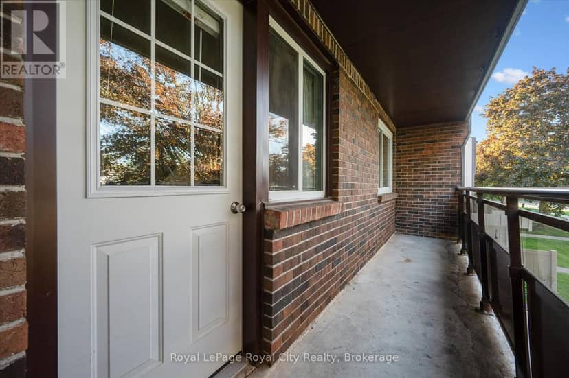 18 - 80 Burns Drive — photo 32 of 37