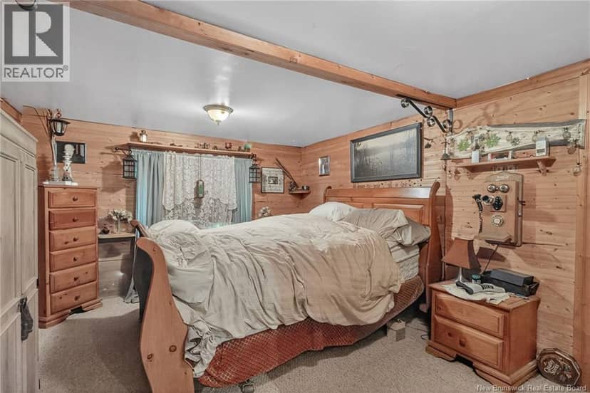255 Niagara Road — photo 11 of 40