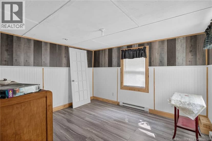 255 Niagara Road — photo 15 of 40