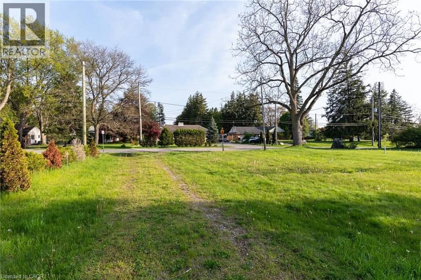 138 RIVERBANK Drive — photo 12 of 40