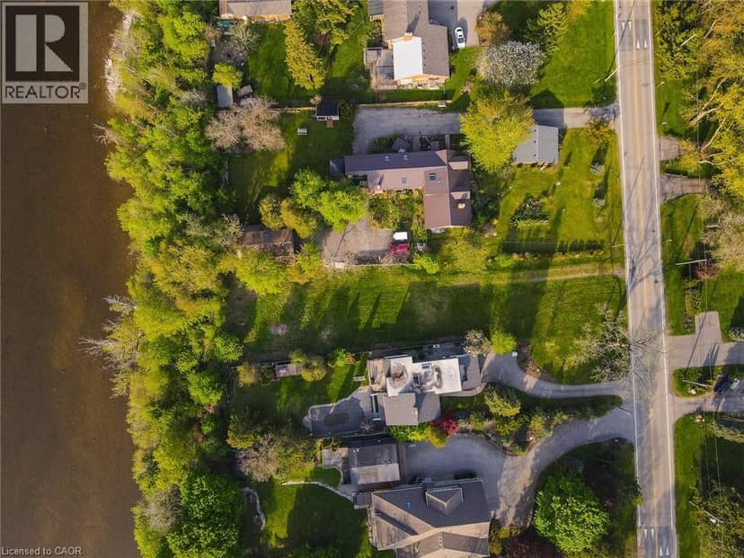 138 RIVERBANK Drive — photo 32 of 40
