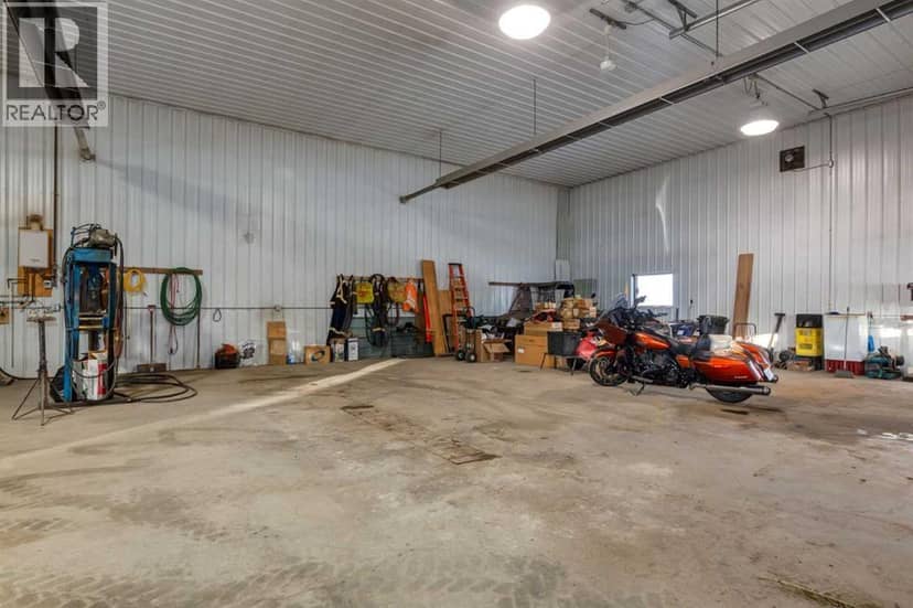 221083 Range Road 270 — photo 10 of 40