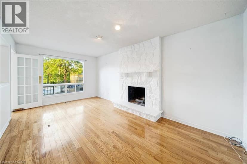 2081 LYNN HEIGHTS Drive — photo 14 of 40