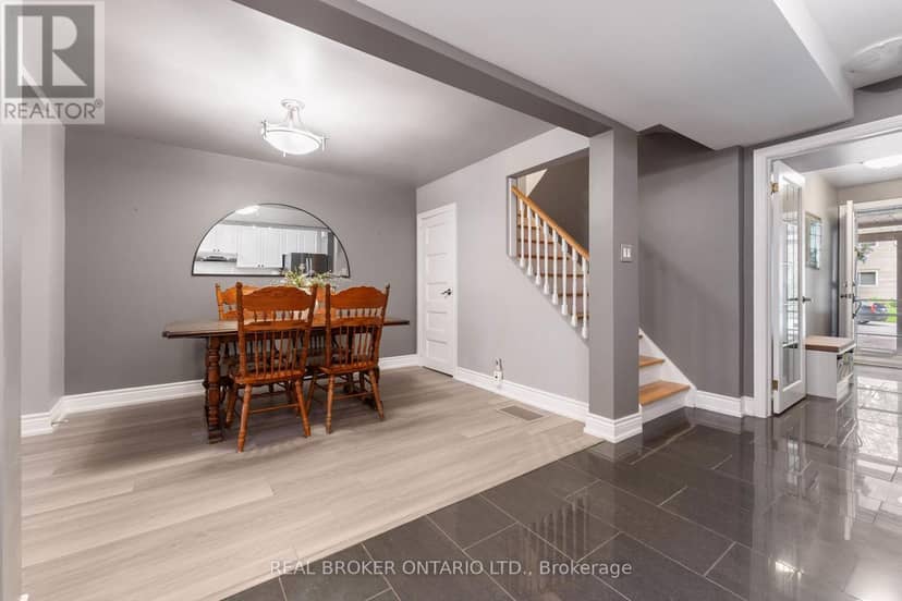3 - 36 Albert Street — photo 10 of 38