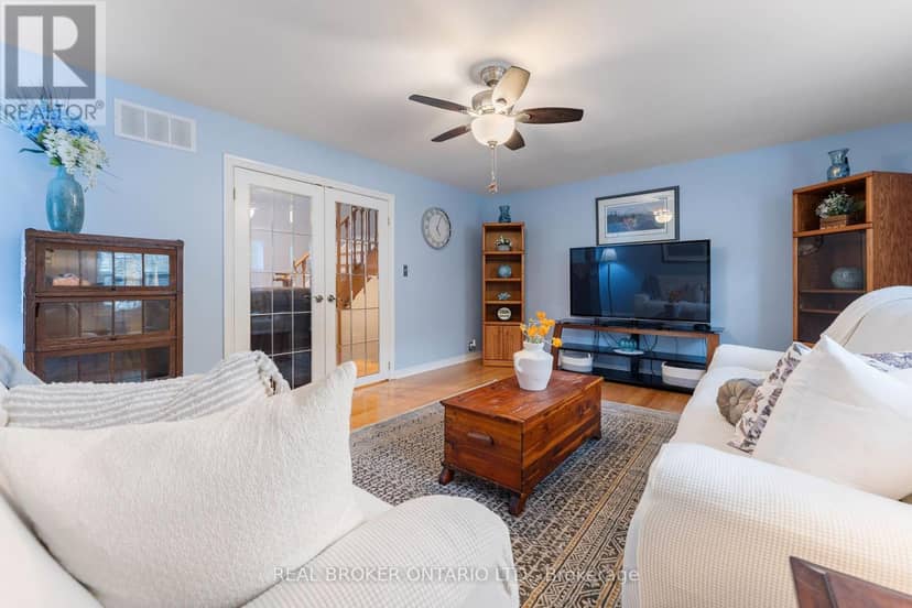 3 - 36 Albert Street — photo 17 of 38