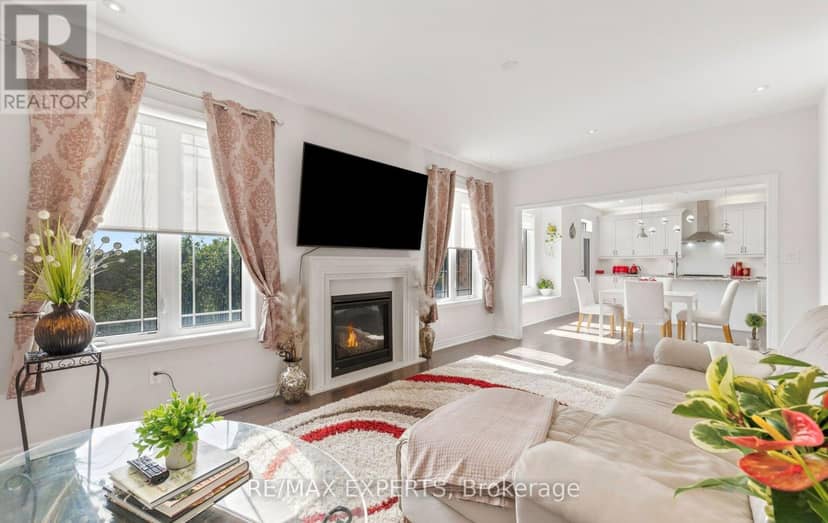 939 Green Street — photo 13 of 40