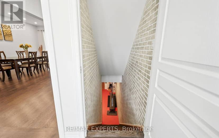 939 Green Street — photo 33 of 40