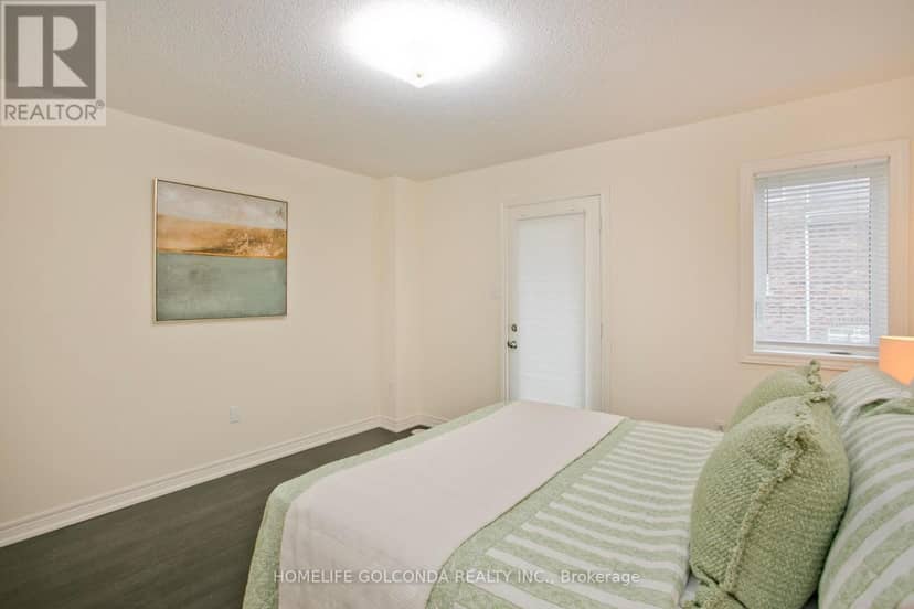 138 - 14 Fanny Grove Way — photo 11 of 15
