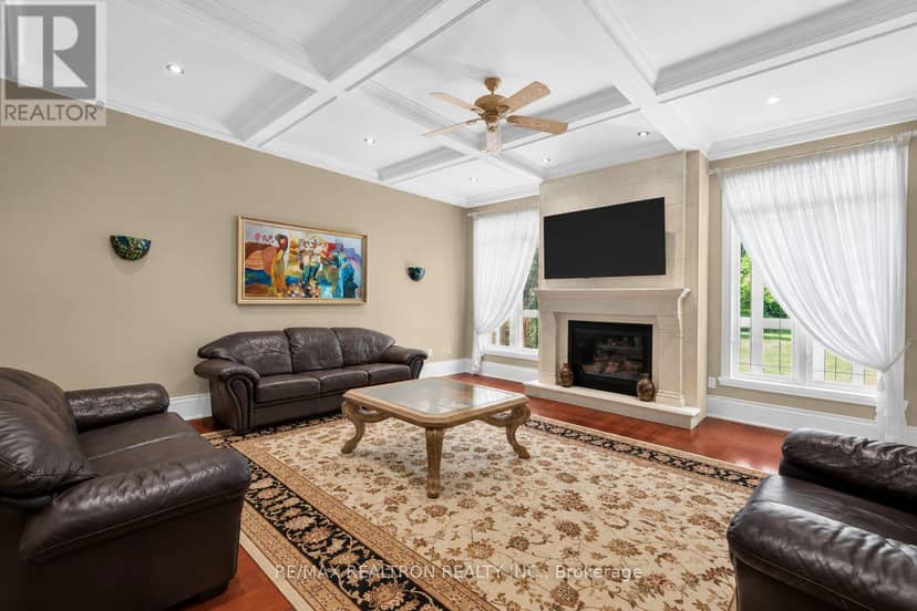 16 Boyle Drive — photo 12 of 30