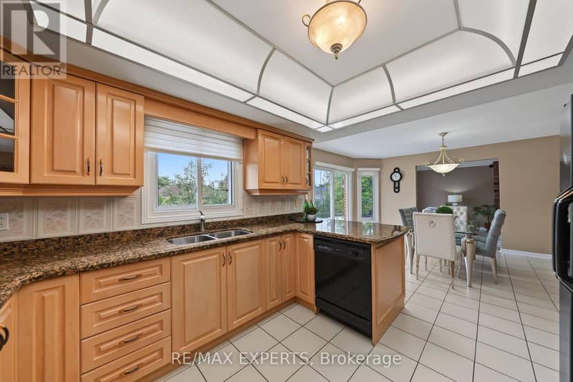 52 Westchester Boulevard — photo 17 of 40