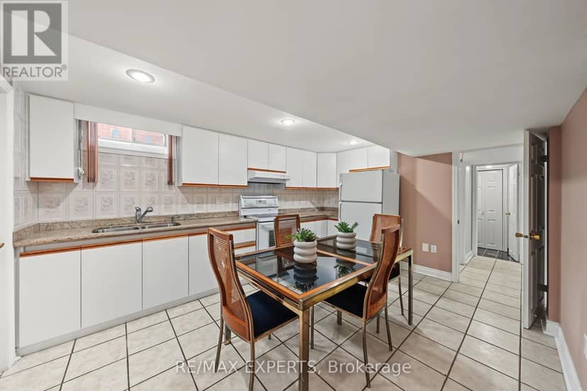 52 Westchester Boulevard — photo 35 of 40