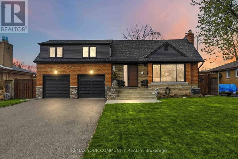 34 Walwyn Avenue, Toronto