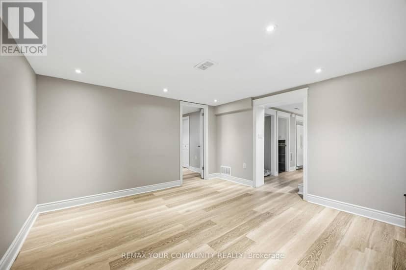 34 Walwyn Avenue — photo 29 of 40