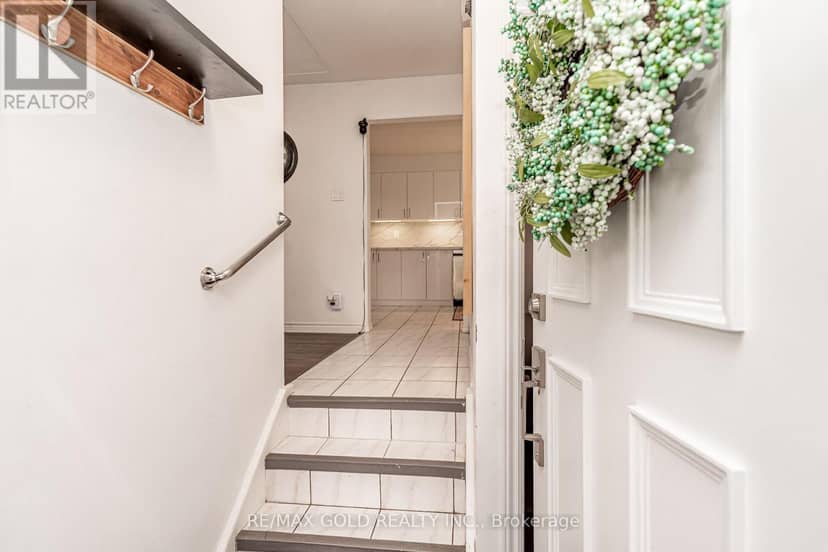 55 Ramblewood Way — photo 3 of 40