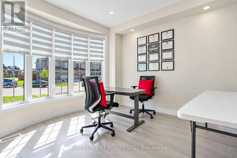 29 Sanford Circle, Springwater, photo 8