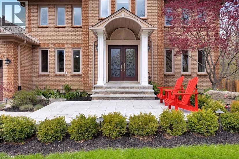 1398 WINTERBERRY Drive, Burlington, photo 7