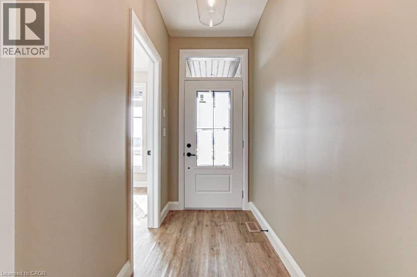 383 ARGYLE Avenue — photo 2 of 26