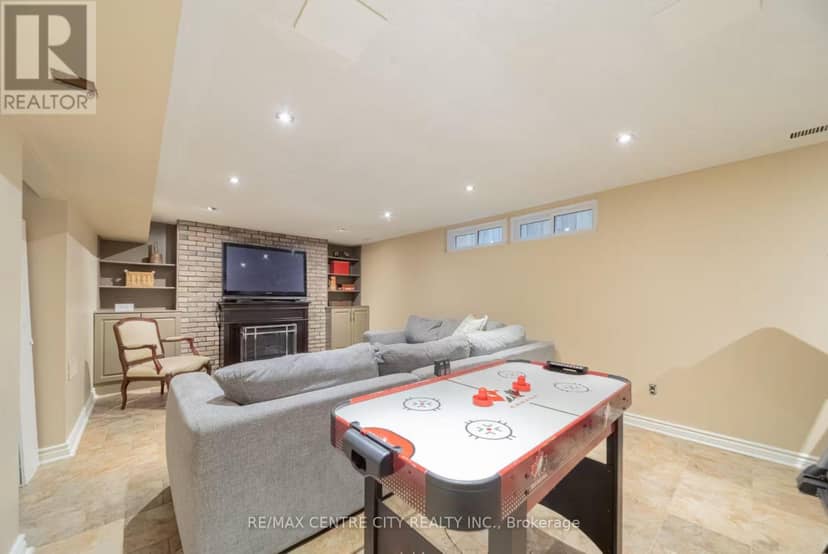 568 Nottinghill Road — photo 19 of 26