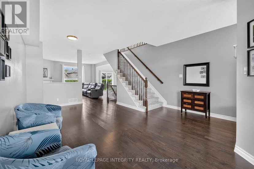 129 Dorina Sarazin Crescent — photo 10 of 40