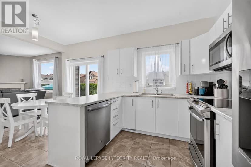 129 Dorina Sarazin Crescent — photo 19 of 40