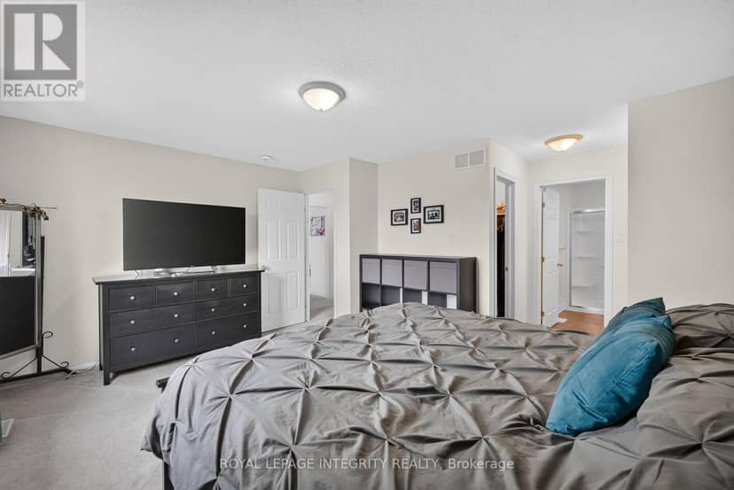 129 Dorina Sarazin Crescent — photo 26 of 40