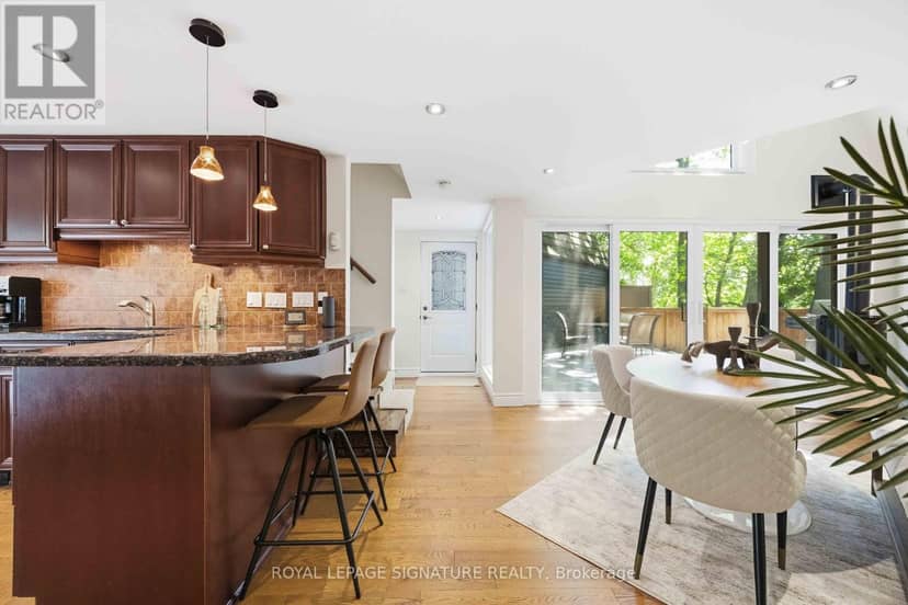 7 - 2366 Queen Street E — photo 12 of 38