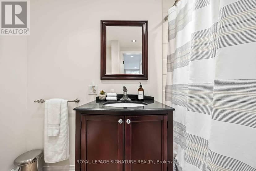 7 - 2366 Queen Street E — photo 13 of 38