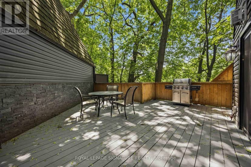 7 - 2366 Queen Street E — photo 30 of 38
