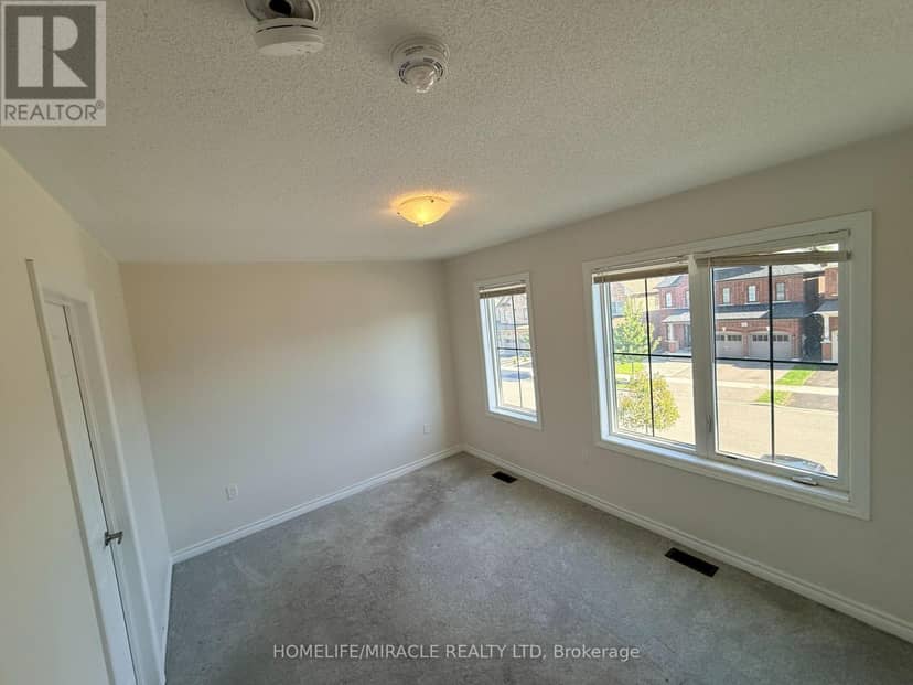 166 Crombie Street — photo 28 of 31